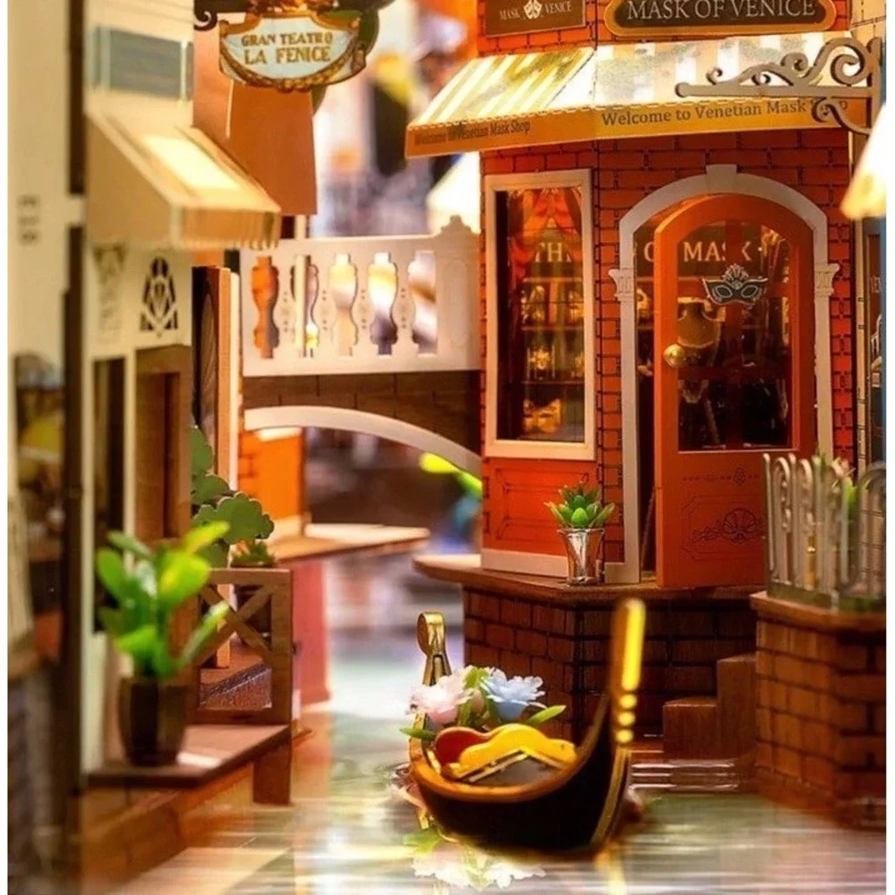 Rolife 3D Wooden Book Nook &‎ wonderland Kit DIY Miniature Venice LED Bookshelf